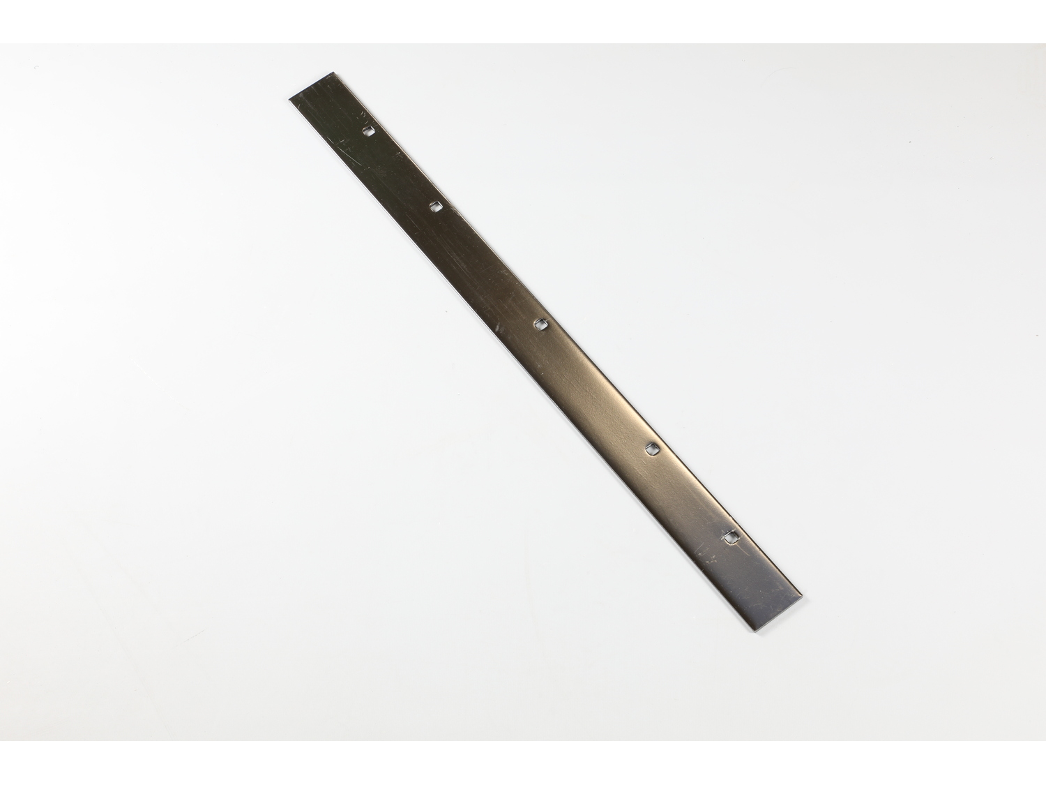 thumbnail image 2 of Rotary Scraper Bar – Fits Simplicity 1709947BMYP, H1528E, Stiga 1371 PRO, 25-3/4" 2 of 4
